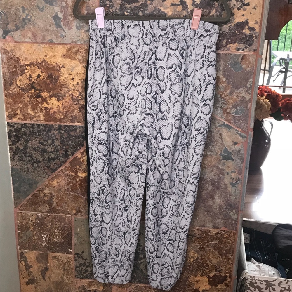 Guess Python Print Joggers - image 2